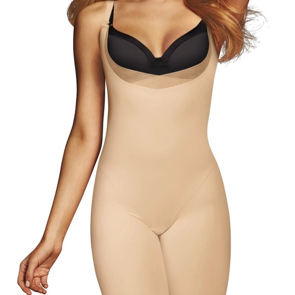 Maidenform  Nude full body Shapewear - Picture 1 of 7